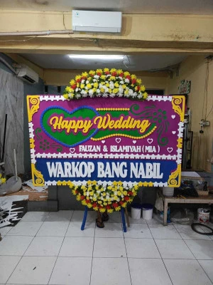 Papan Bunga di Ratu Jaya Cipayung